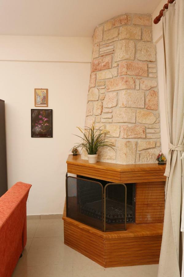 Villa Argo 3 - Beachfront, Big Gardens, Location! Пефкохорі Екстер'єр фото